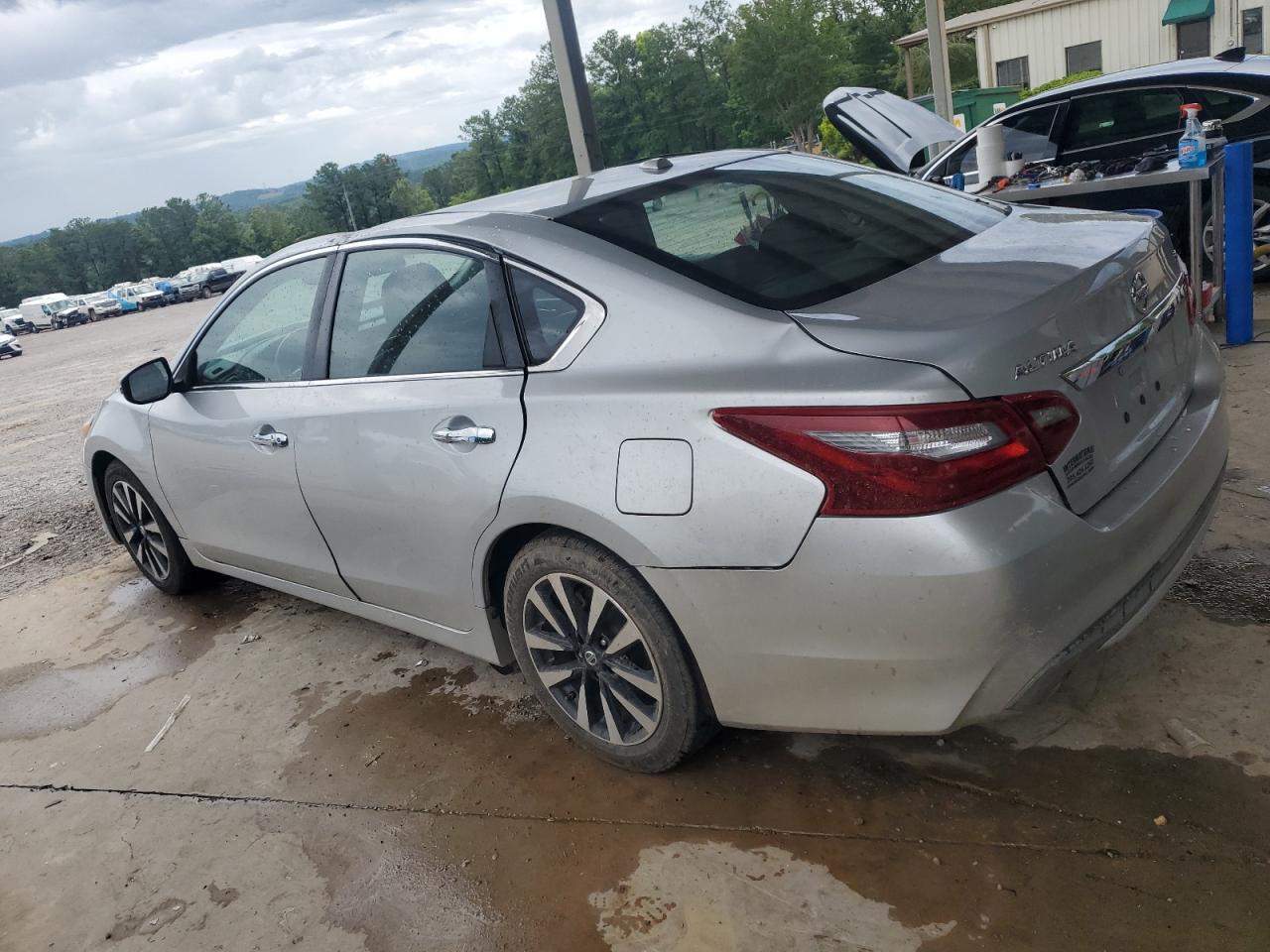 2018 Nissan Altima 2.5 - Фото 2