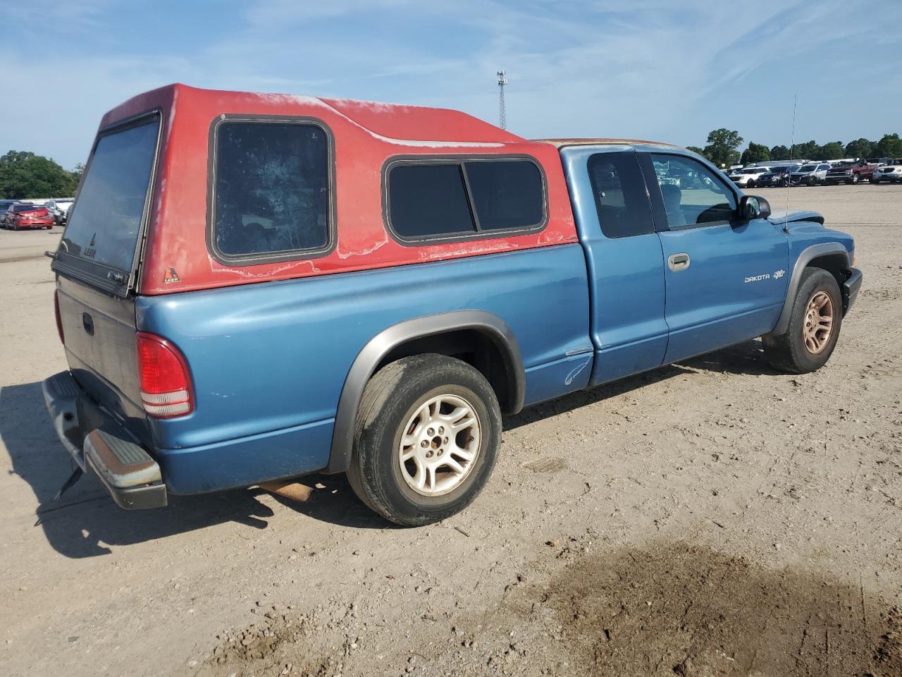 2002 Dodge Dakota Base - Image 3
