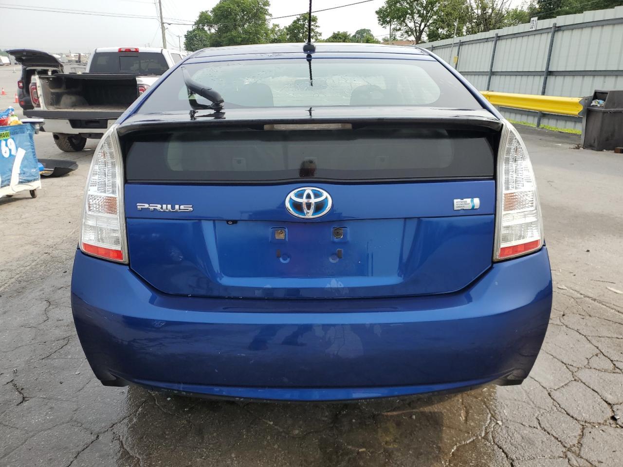 2010 Toyota Prius - Image 6