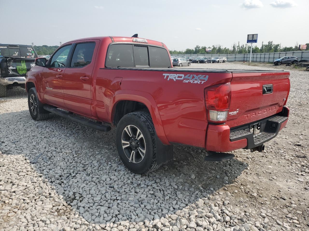 2016 Toyota Tacoma Double Cab - Фото 2