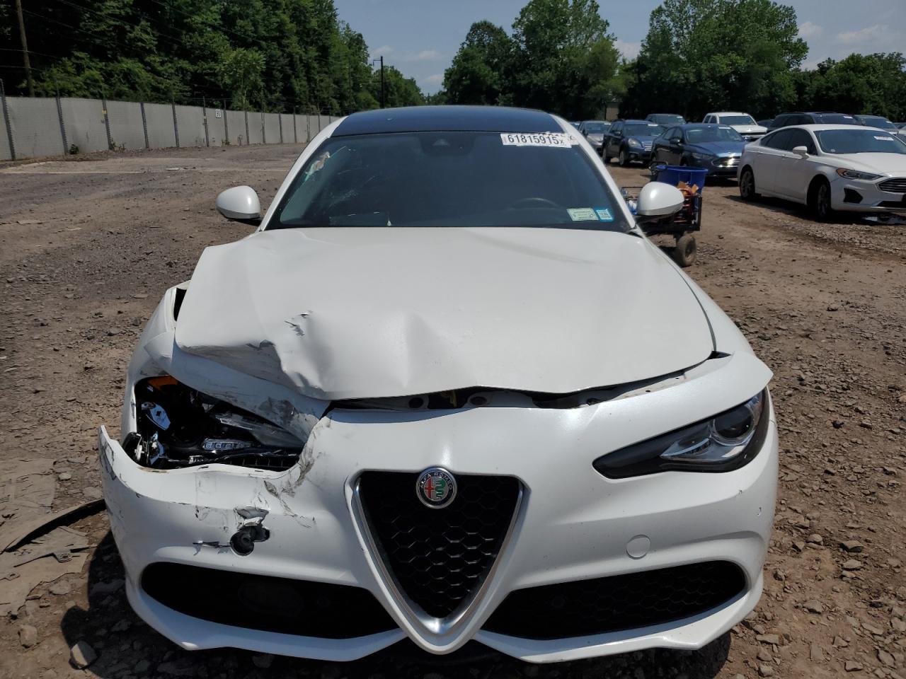 2017 Alfa Romeo Giulia Ti Q4 - Image 5