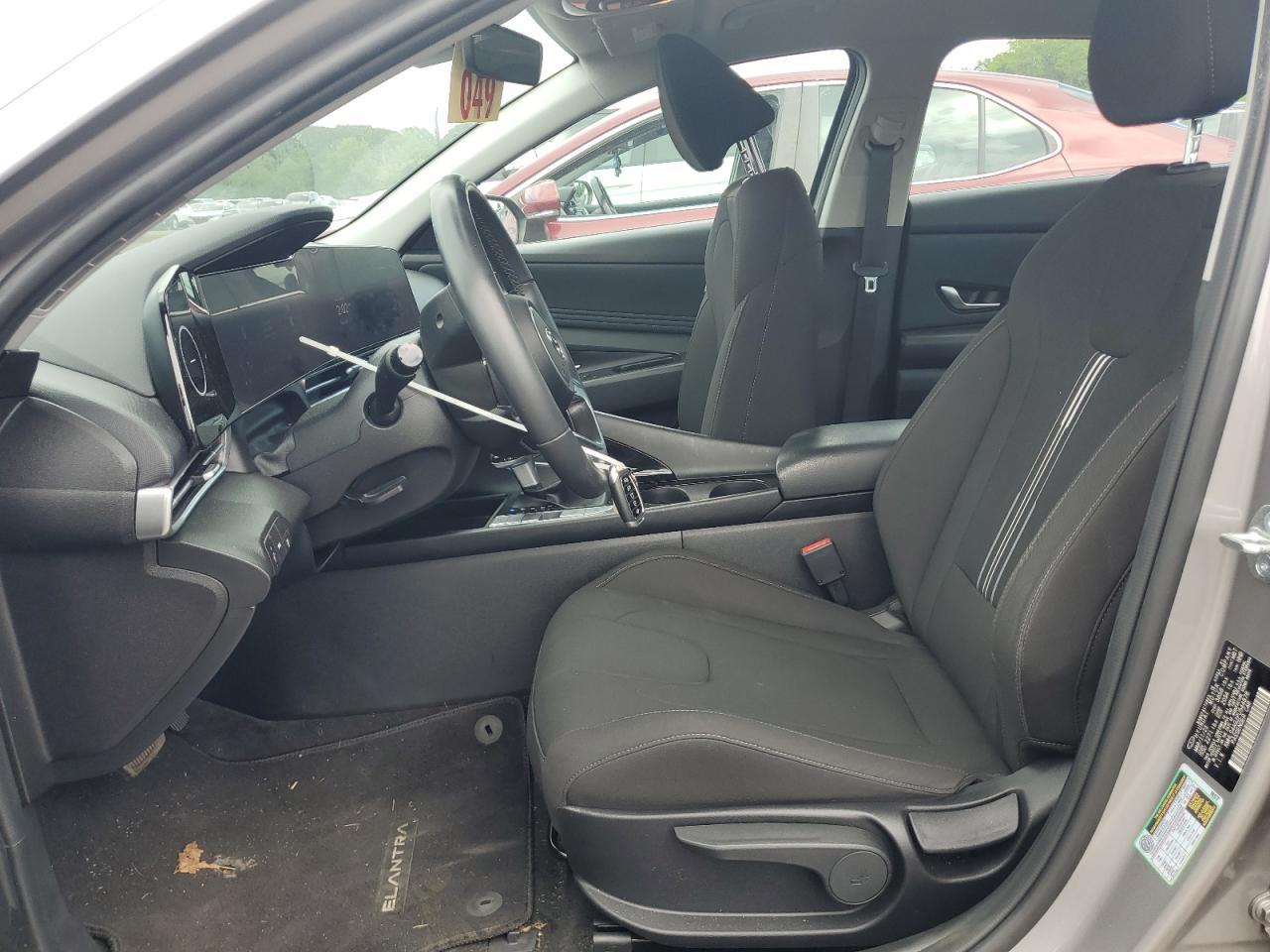 2023 Hyundai Elantra Sel - Фото 7