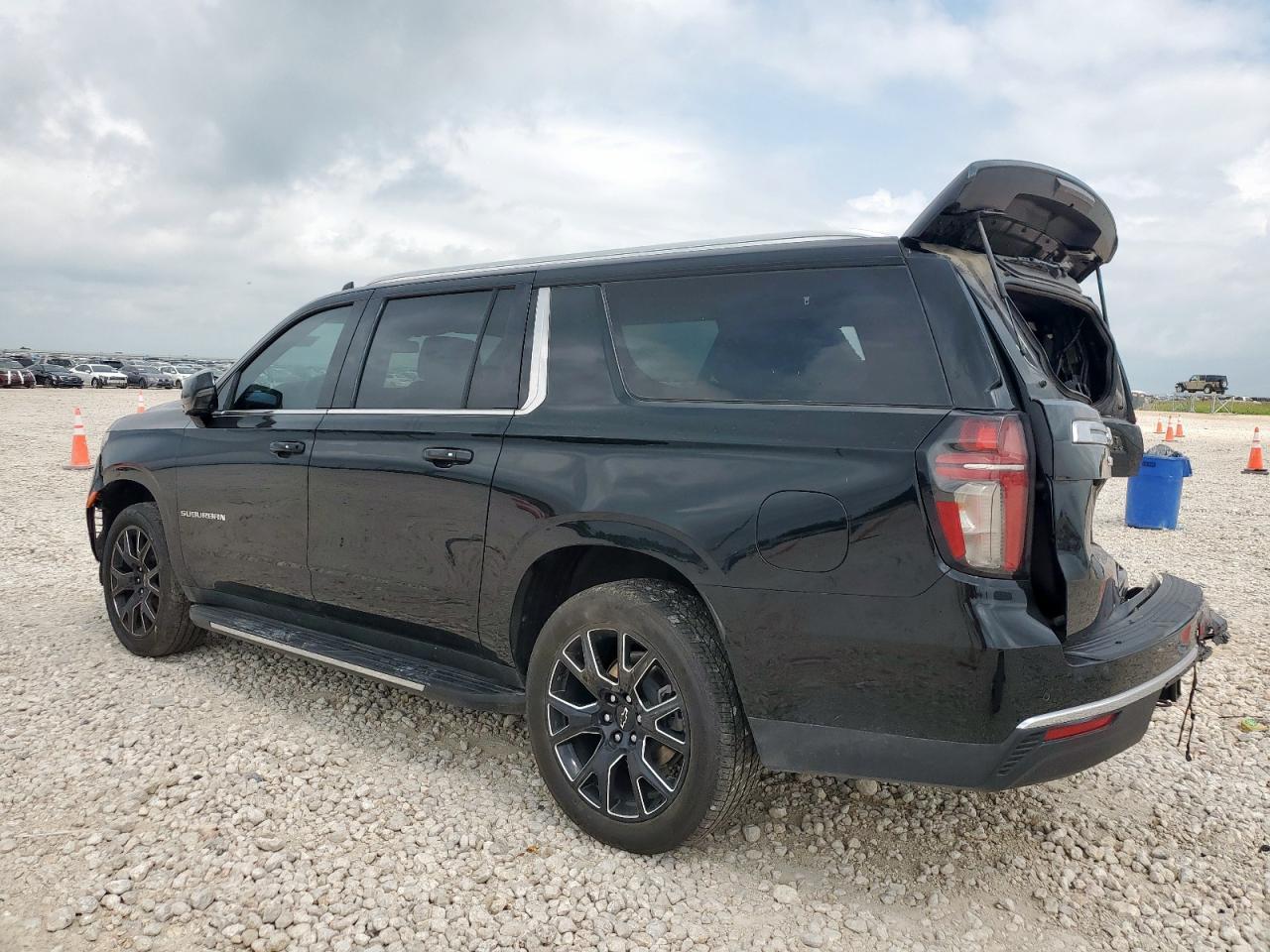 2023 Chevrolet Suburban K1500 Lt - Фото 2