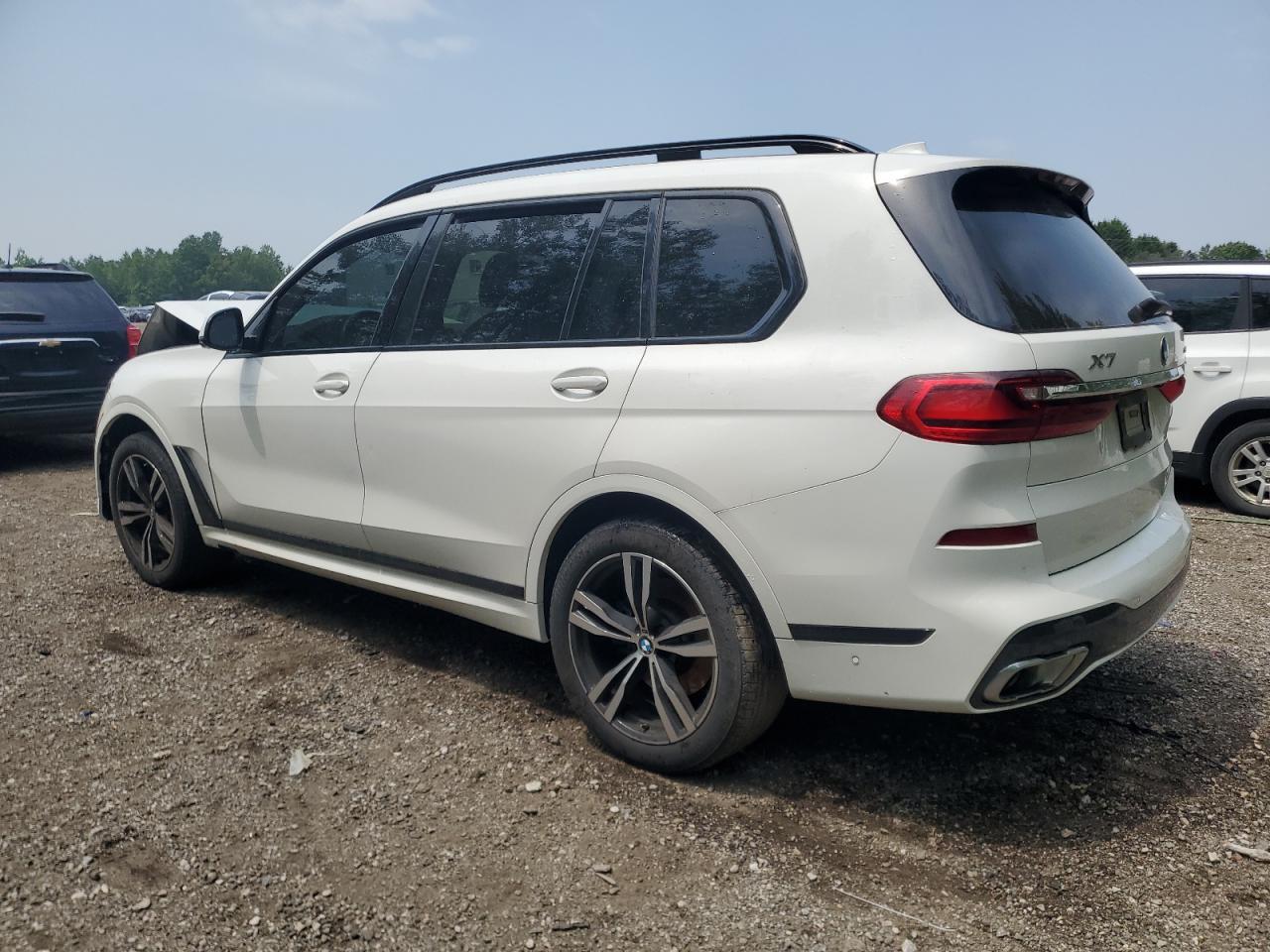 2019 BMW X7 xDrive40I - Image 2
