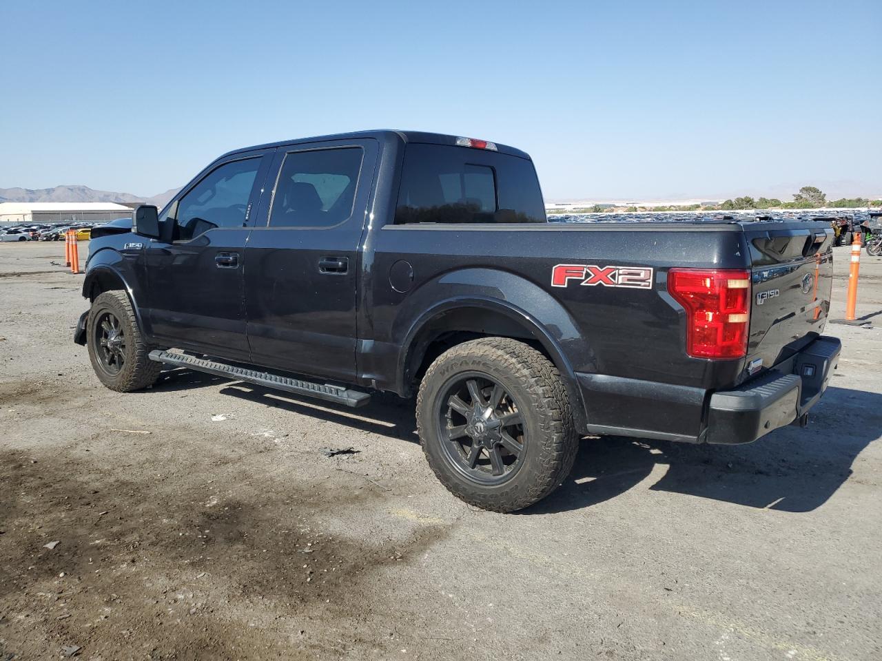 2015 Ford F150 Supercrew - Фото 2
