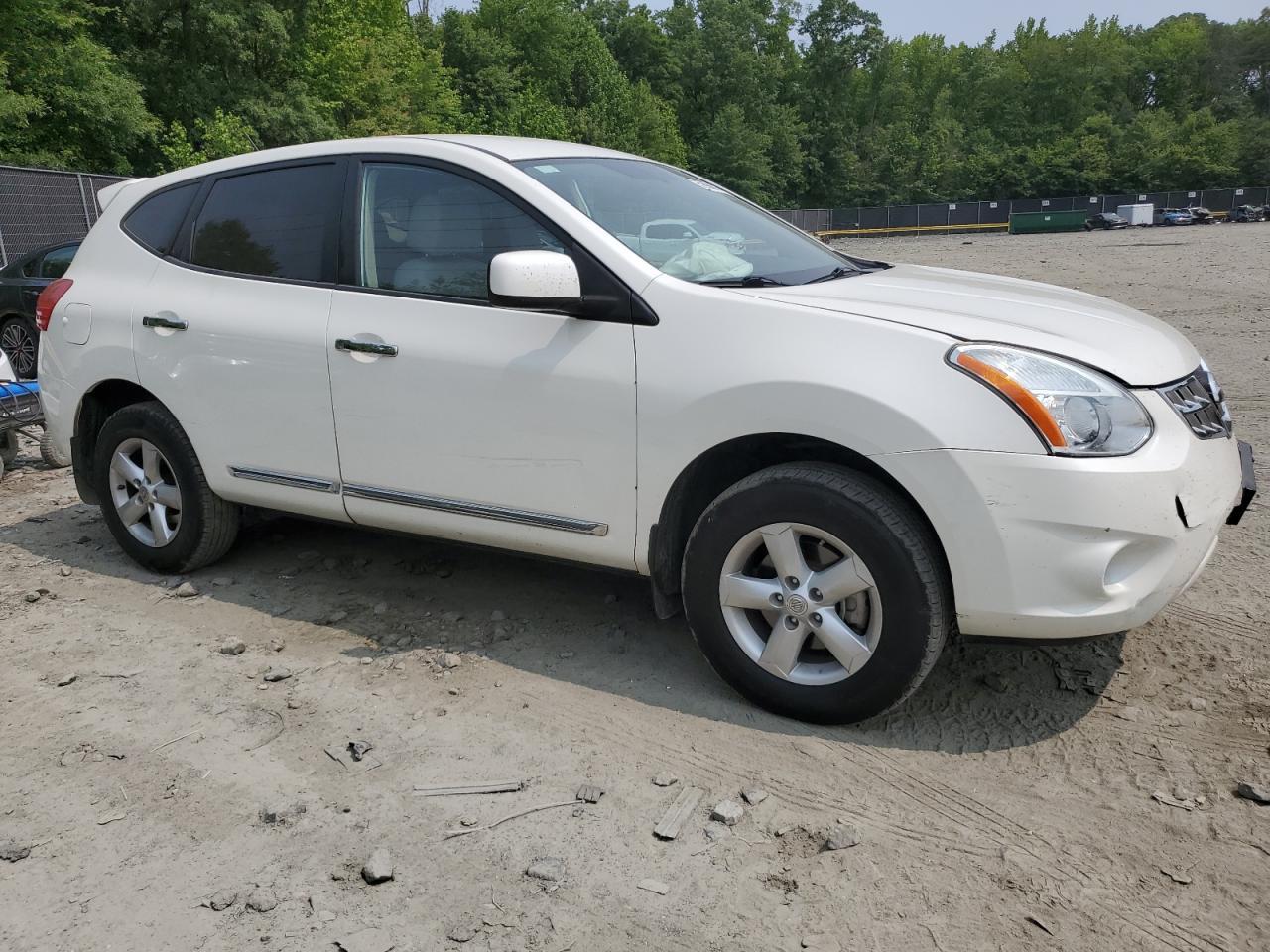 2013 Nissan Rogue S - Фото 4