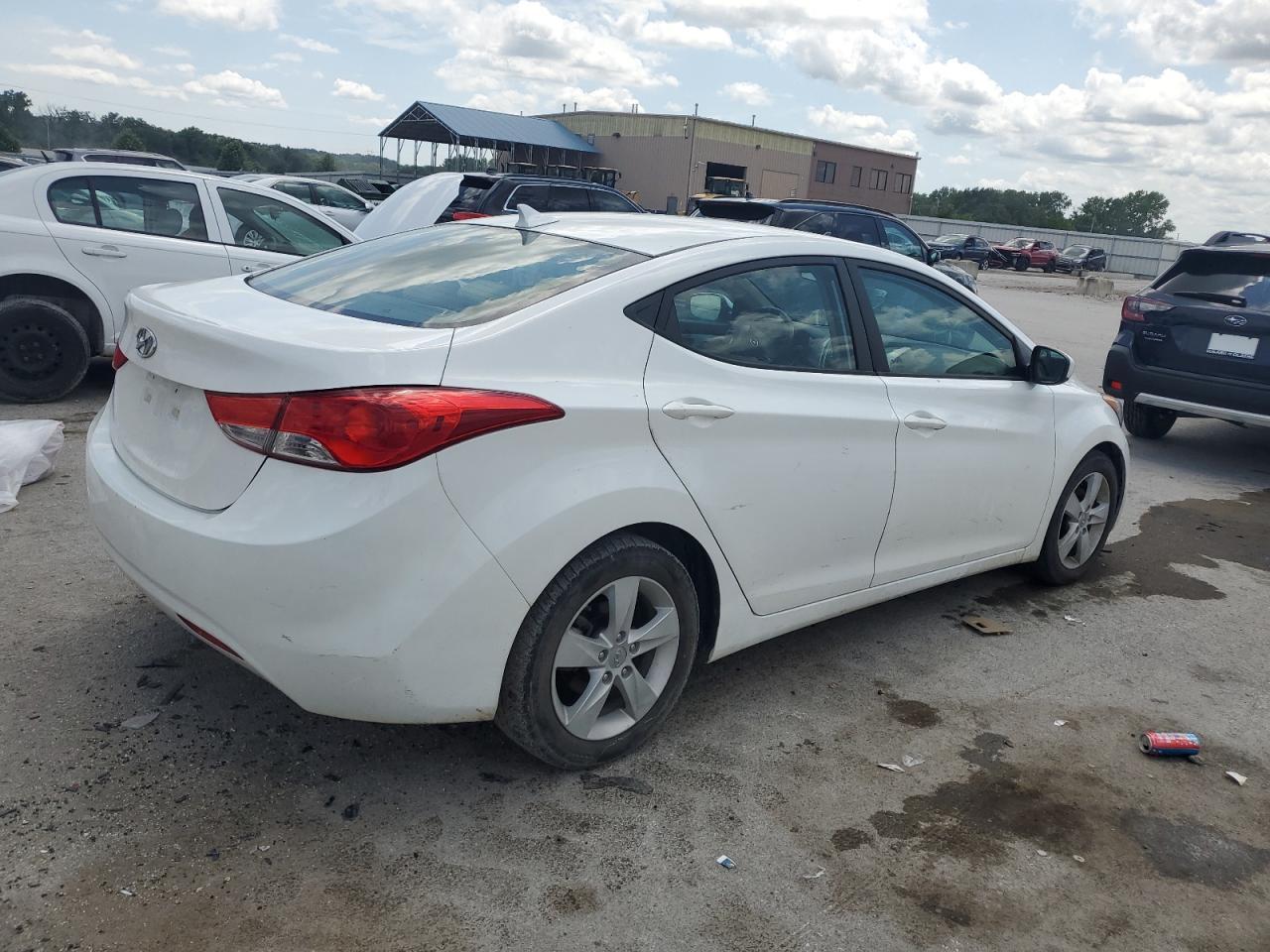 2013 Hyundai Elantra Gls - Image 3