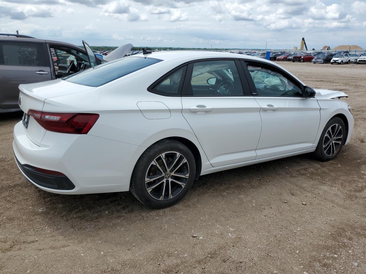 2023 Volkswagen Jetta Sport - Фото 3