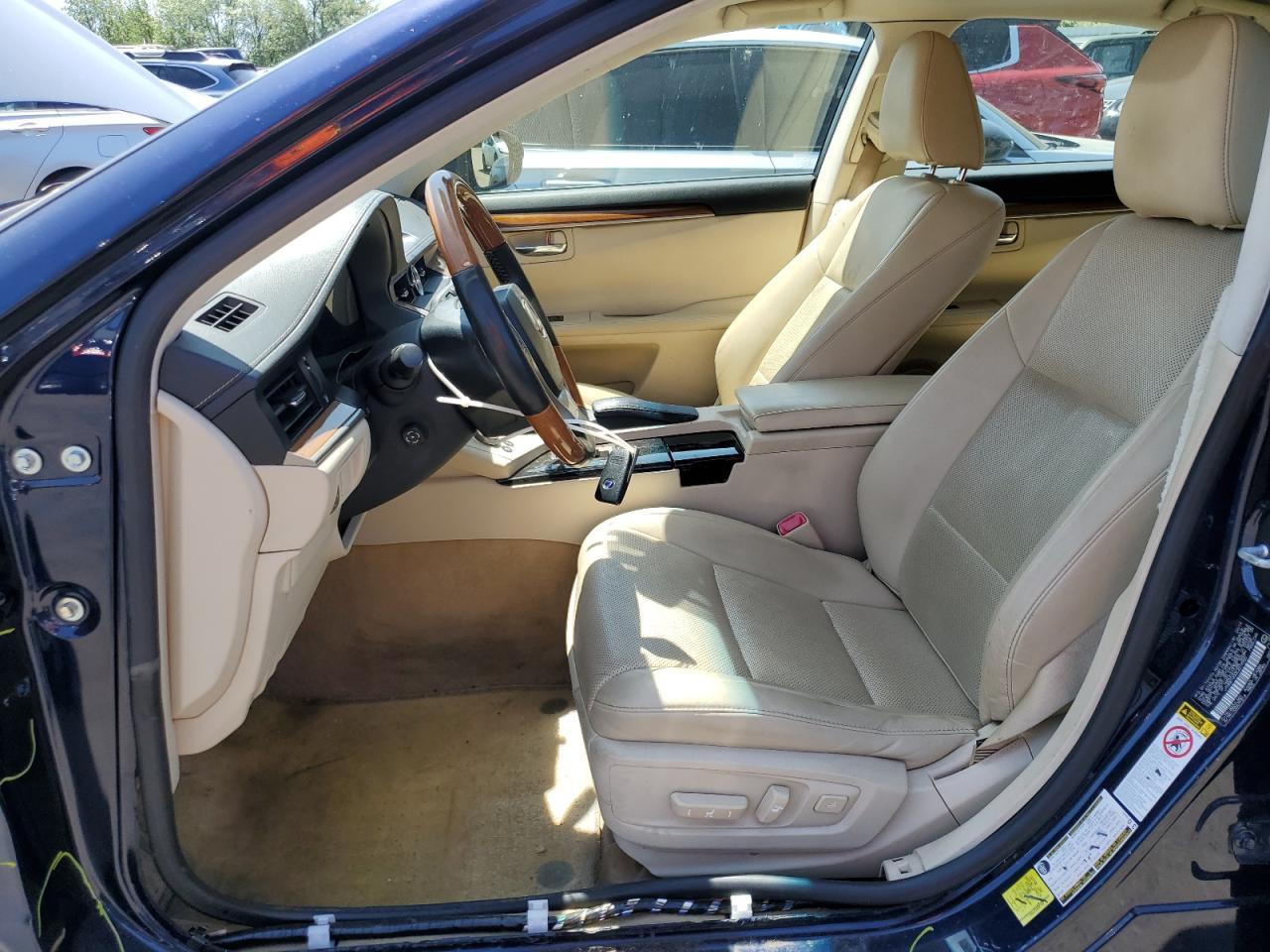 2014 Lexus Es 300H - Фото 7