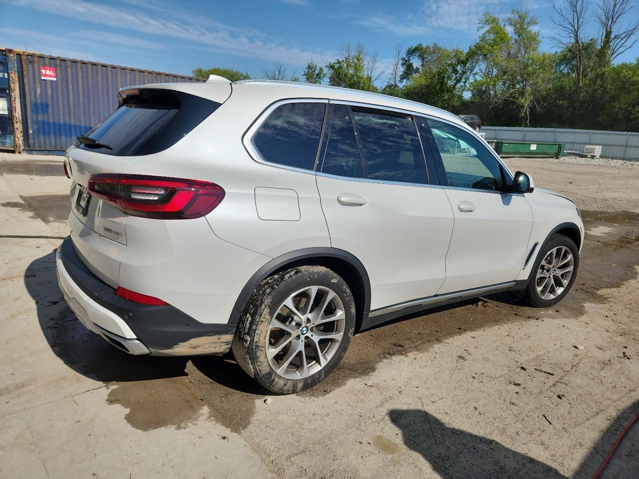 2022 BMW X5 xDrive40I - Image 3