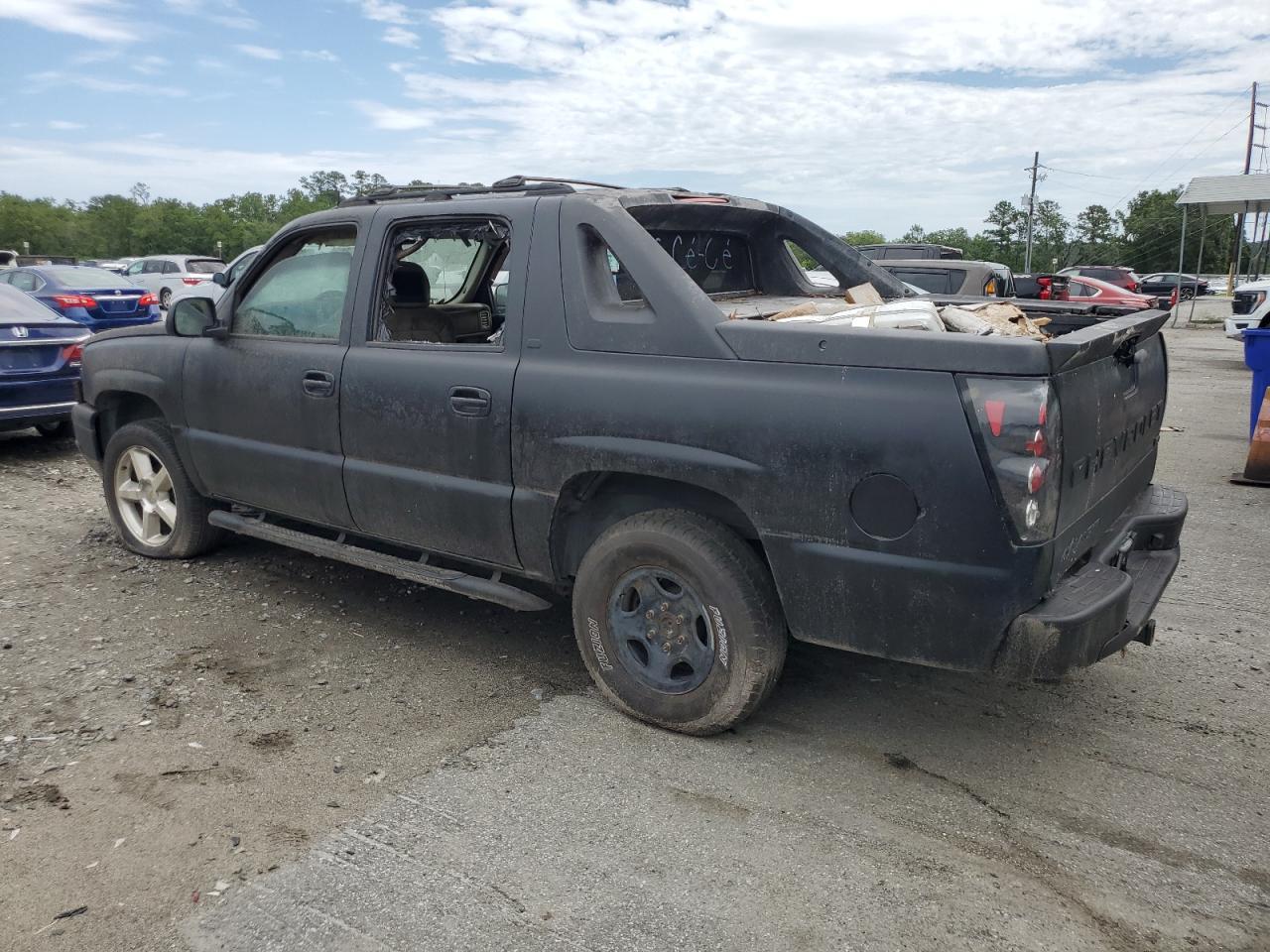 2010 Chevrolet Avalanche C1500 - Фото 2