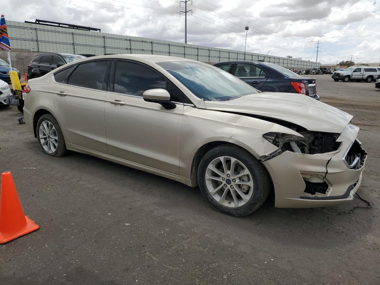2019 Ford Fusion Se - Image 4