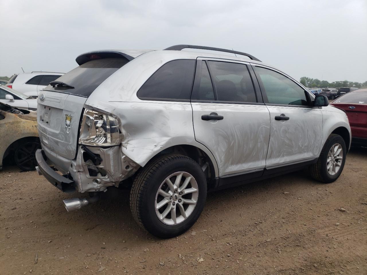 2013 Ford Edge Se - Image 3