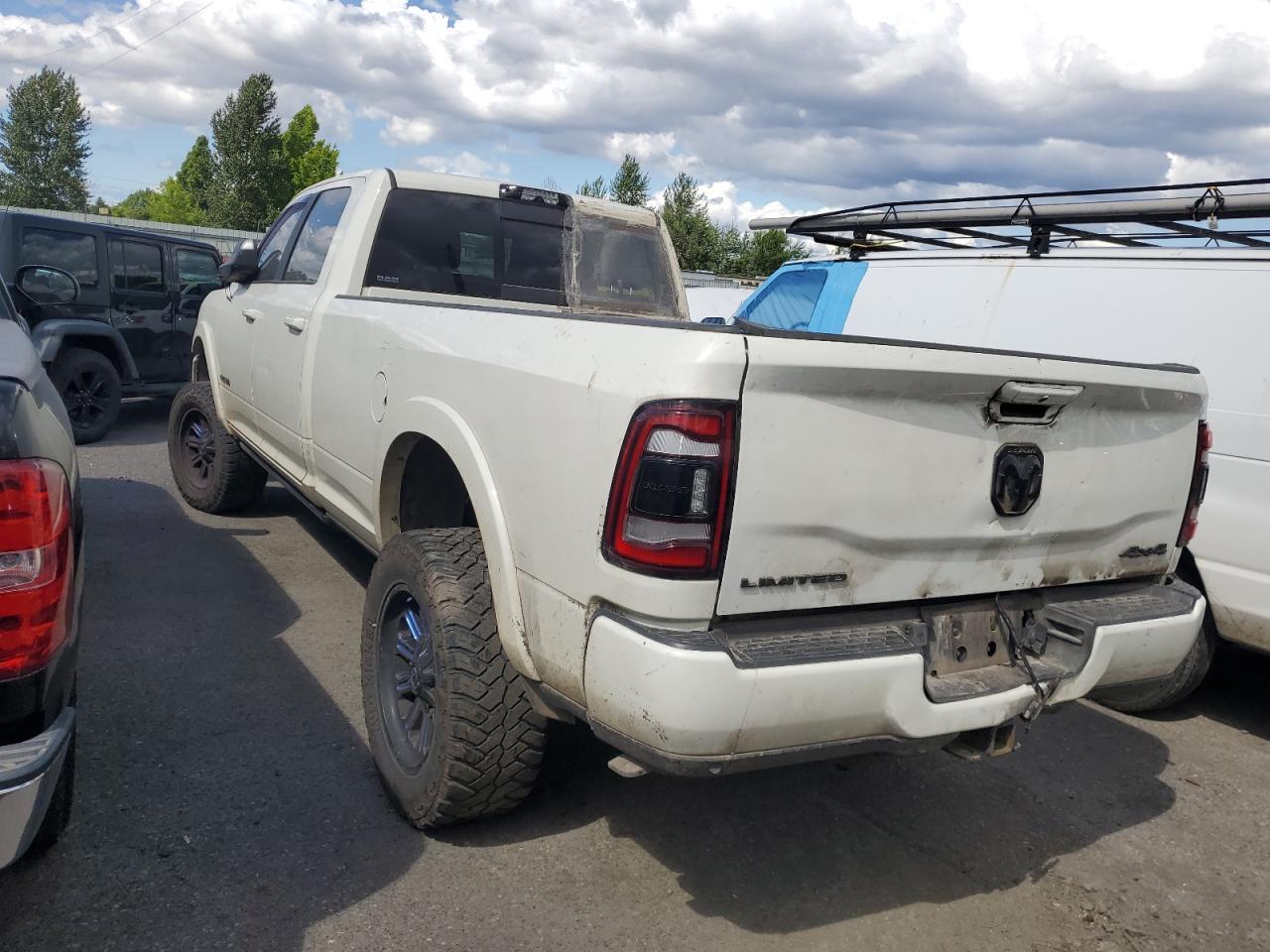 2022 Ram 3500 Limited - Фото 2
