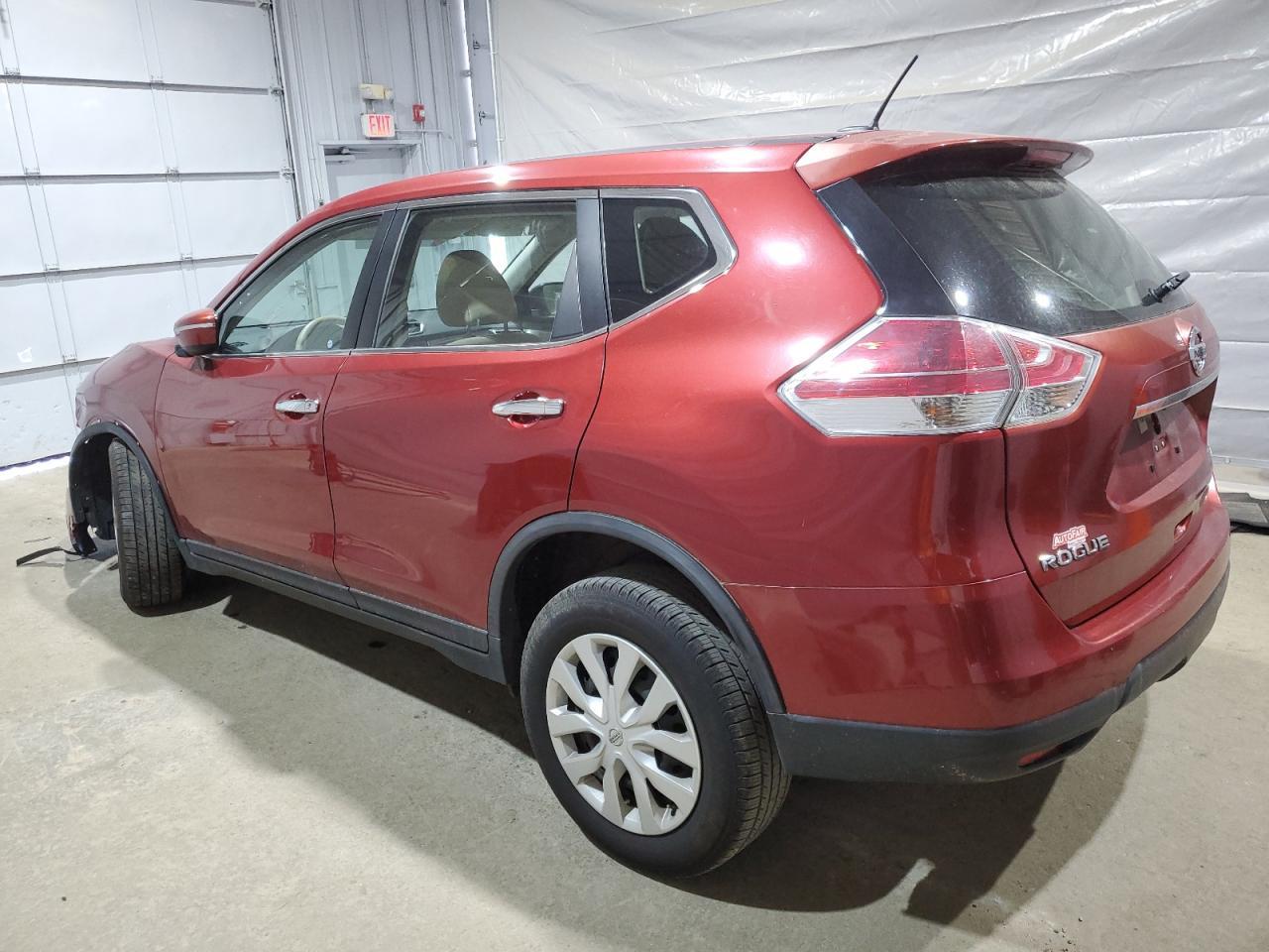 2015 Nissan Rogue S - Фото 2