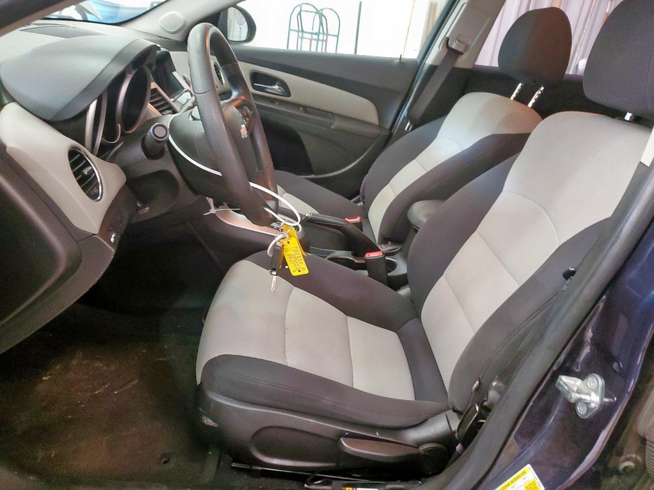 2015 Chevrolet Cruze Ls - Фото 7