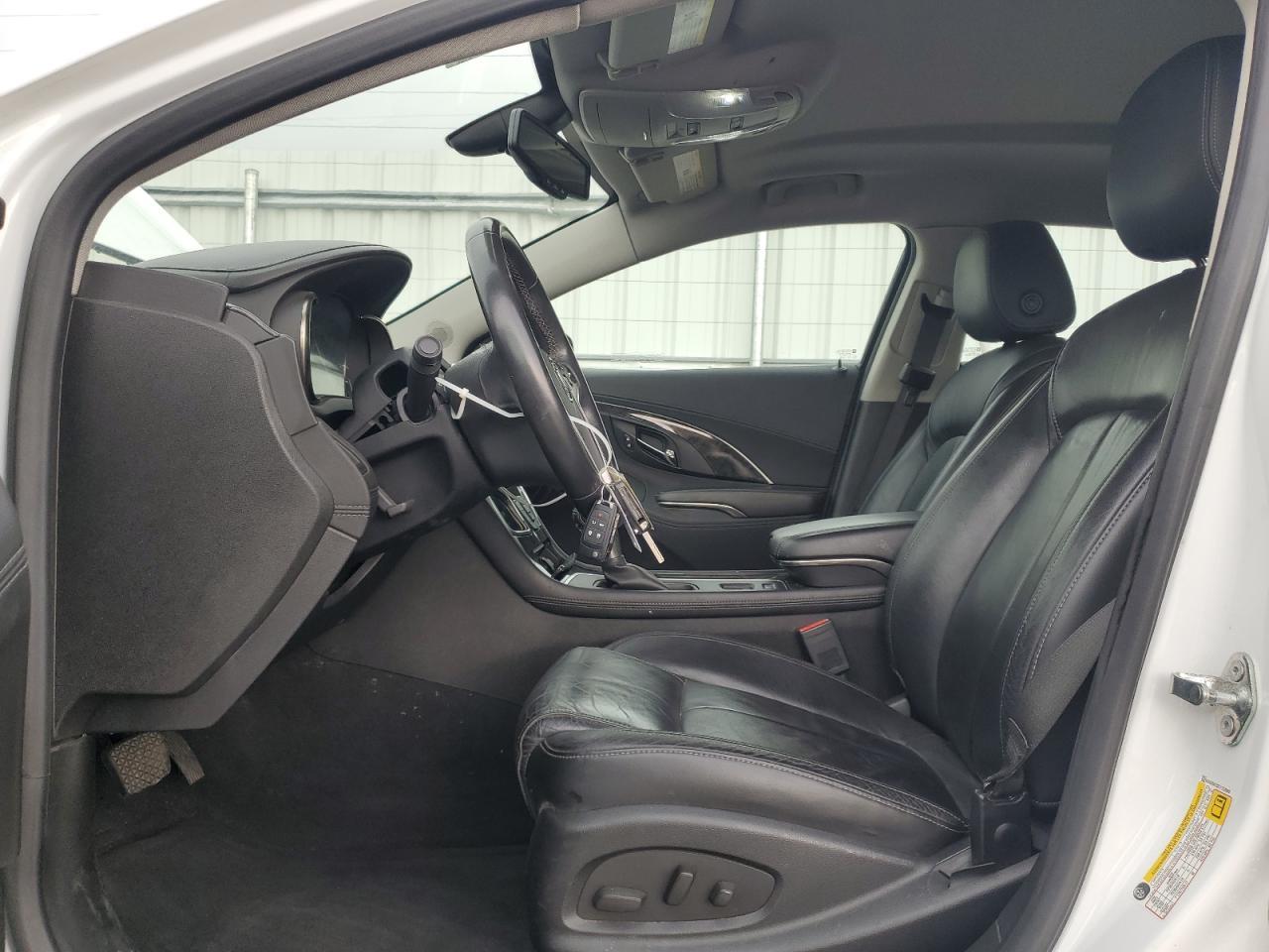 2015 Buick Lacrosse - Image 7