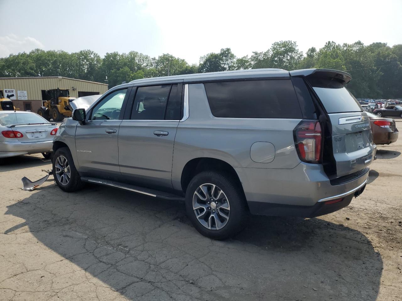 2023 Chevrolet Suburban K1500 Lt - Фото 2