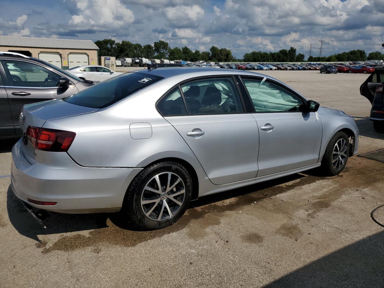 2016 Volkswagen Jetta Se - Фото 3