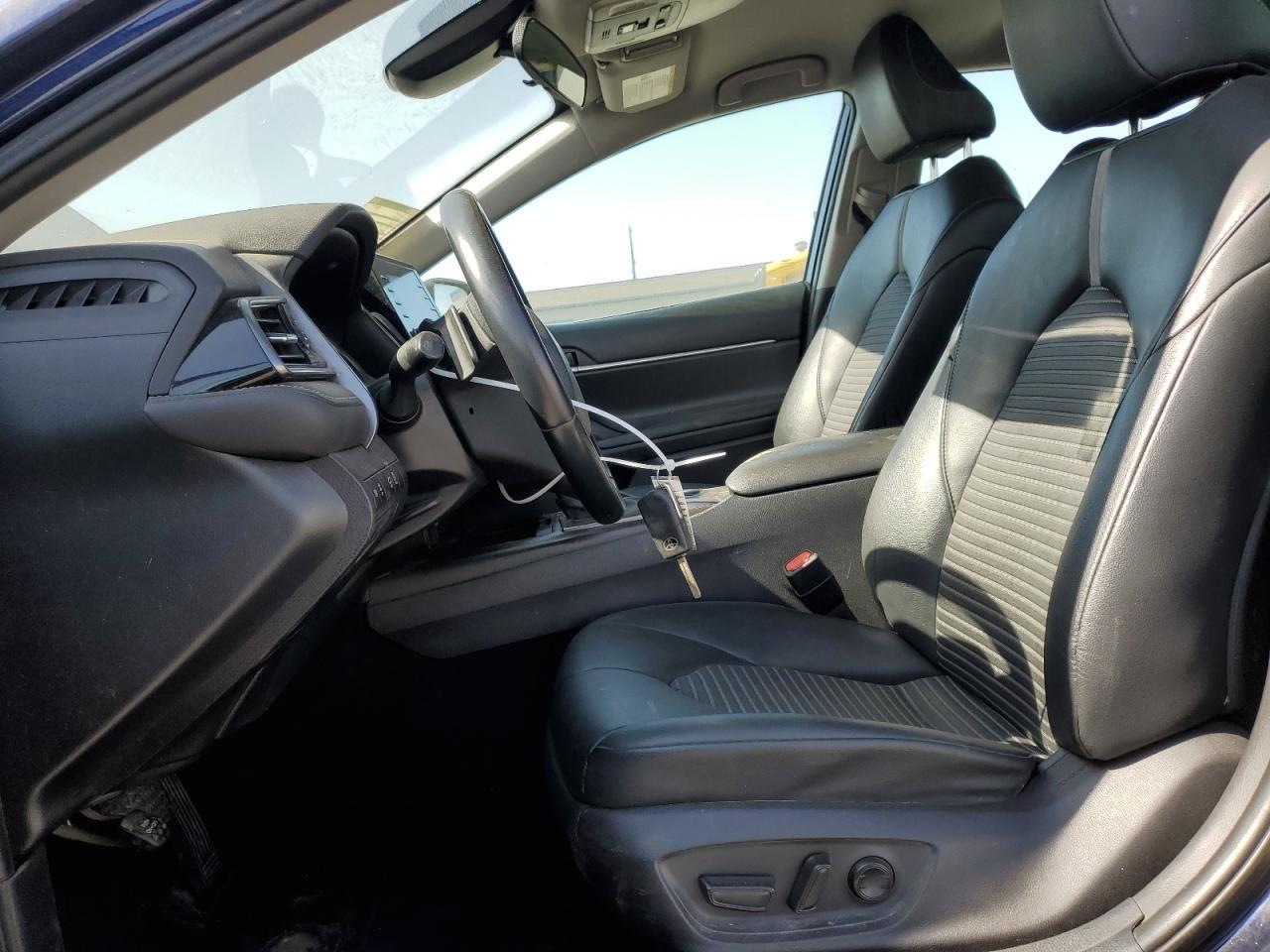 2021 Toyota Camry Se - Фото 7
