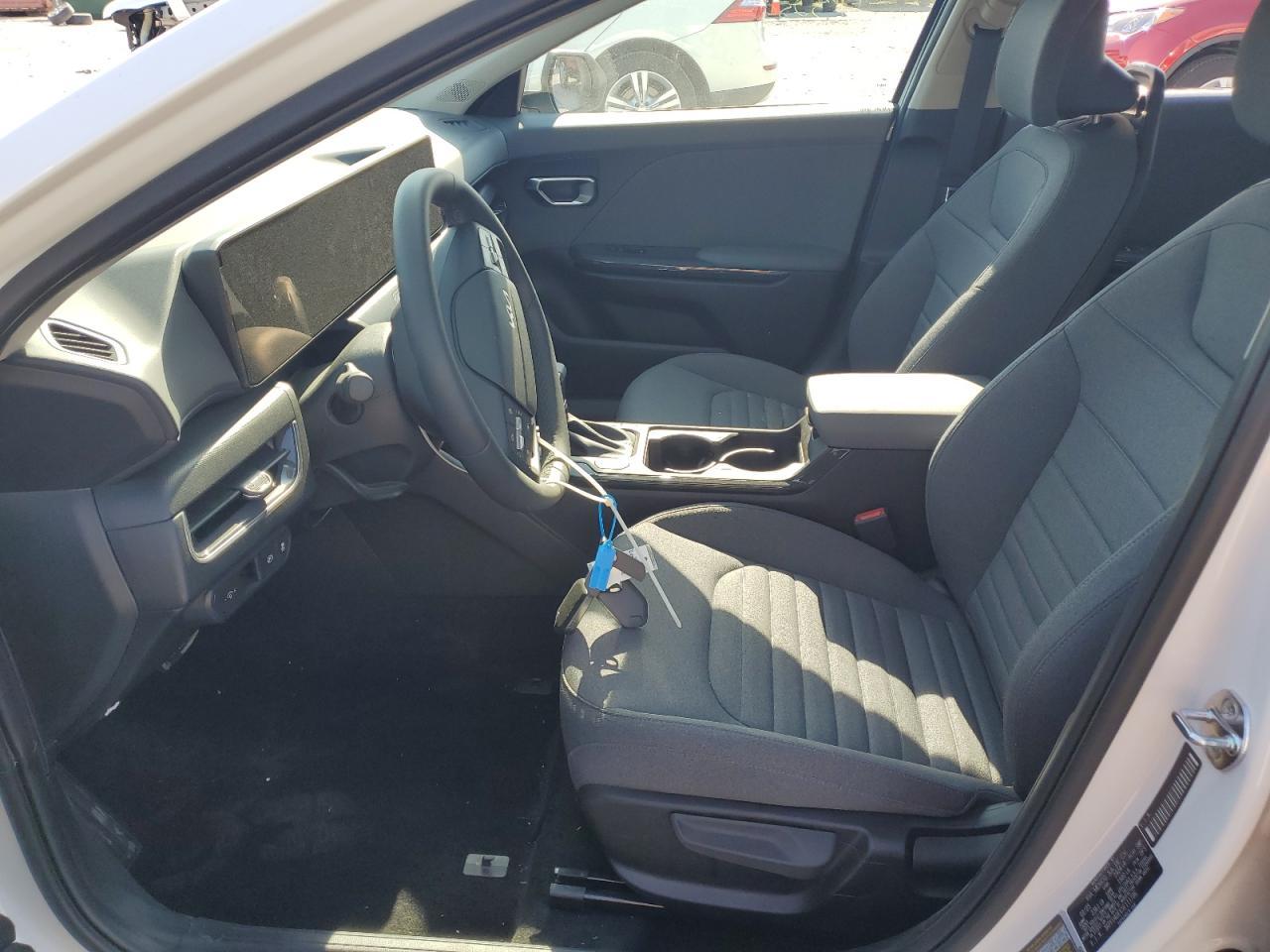 2025 Kia K4 Ex - Фото 7