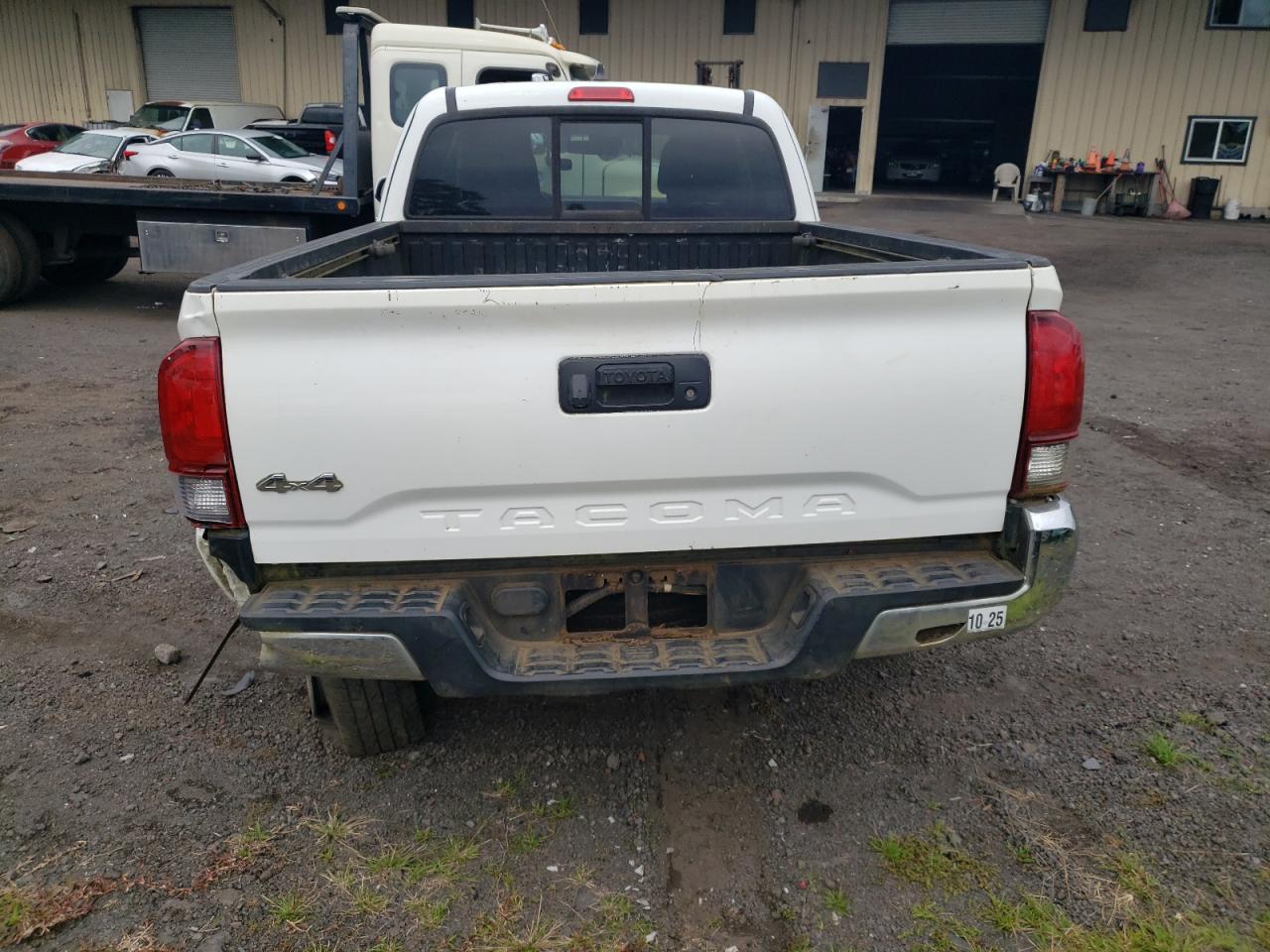 2020 Toyota Tacoma Access Cab - Фото 6