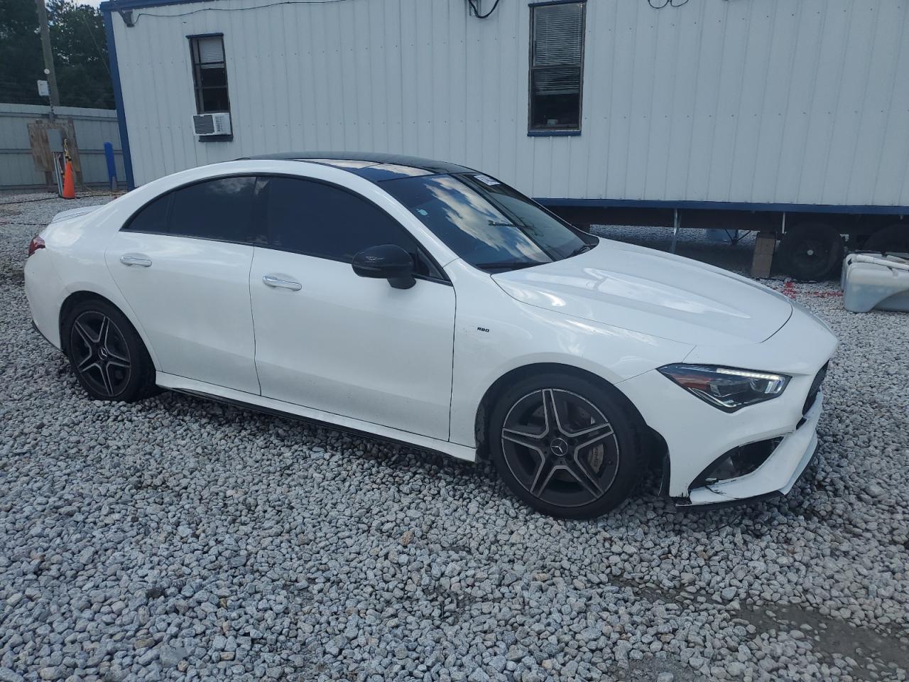 2023 Mercedes-Benz Cla Amg 35 4Matic - Фото 4