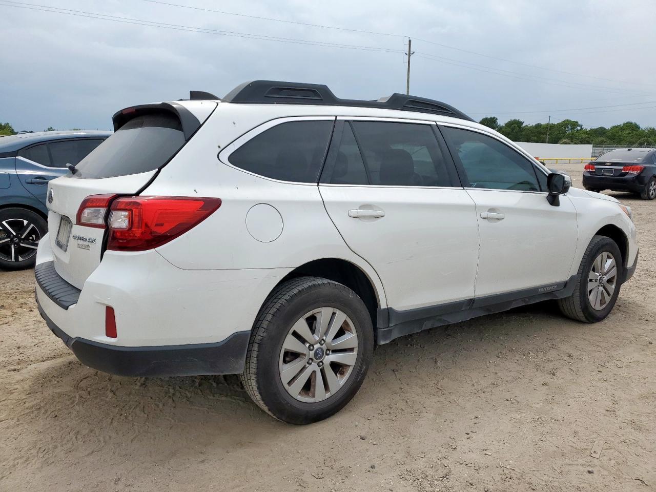 2017 Subaru Outback 2.5I Premium - Фото 3