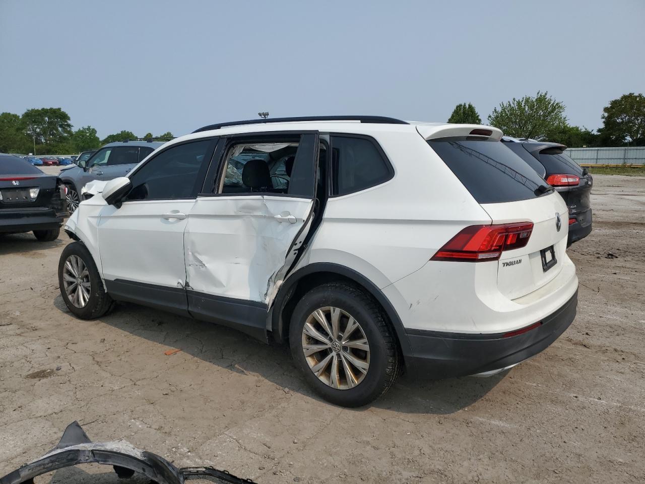 2018 Volkswagen Tiguan S - Image 2