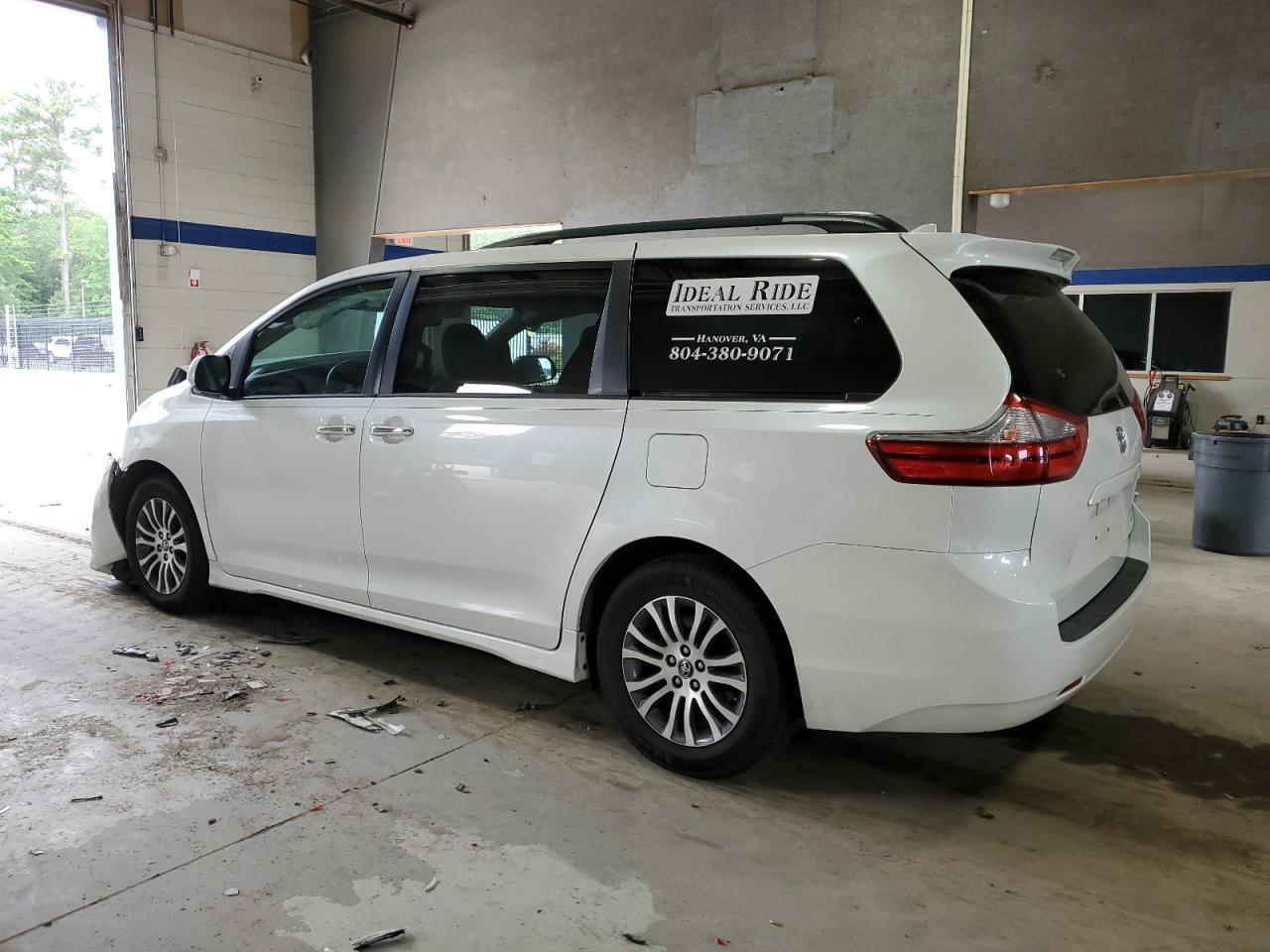 2018 Toyota Sienna Xle - Фото 2