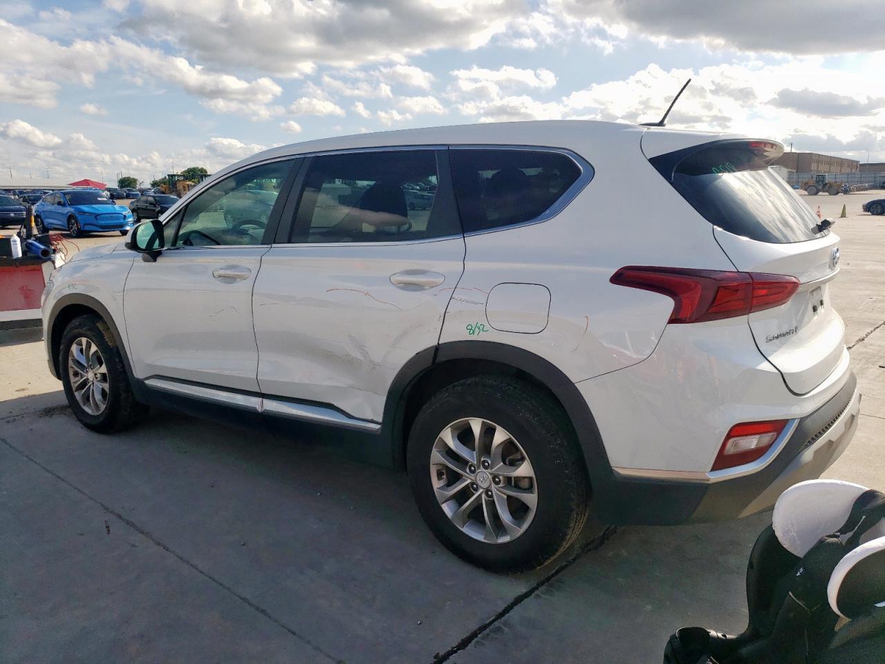 2020 Hyundai Santa Fe Se - Фото 2