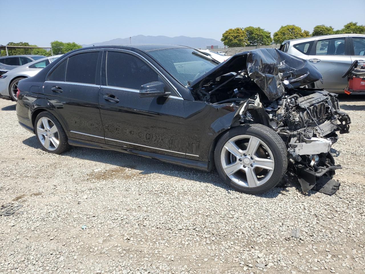 2010 Mercedes-Benz C 300 - Фото 4