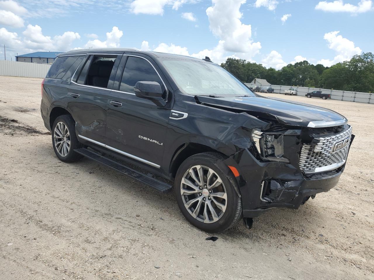 2021 GMC Yukon Denali - Фото 4