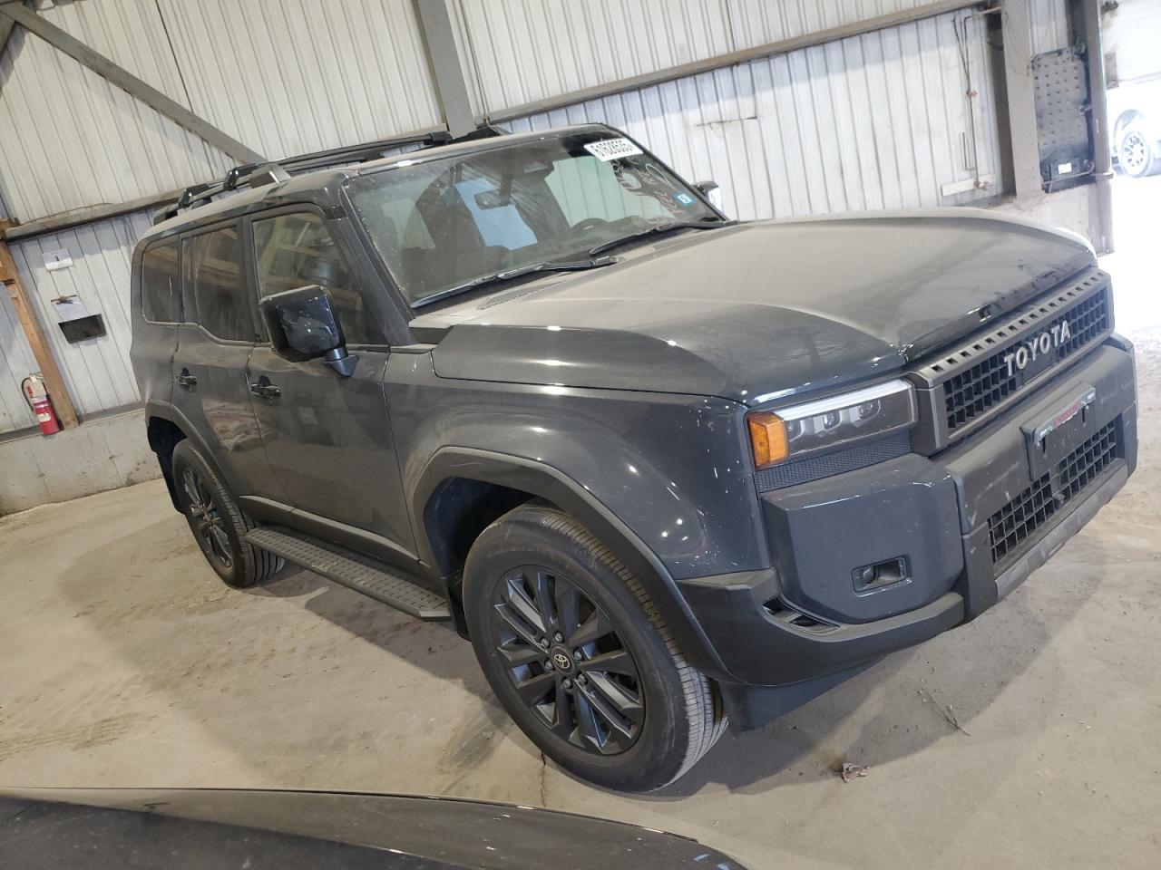 2025 Toyota Land Cruiser Base - Фото 4