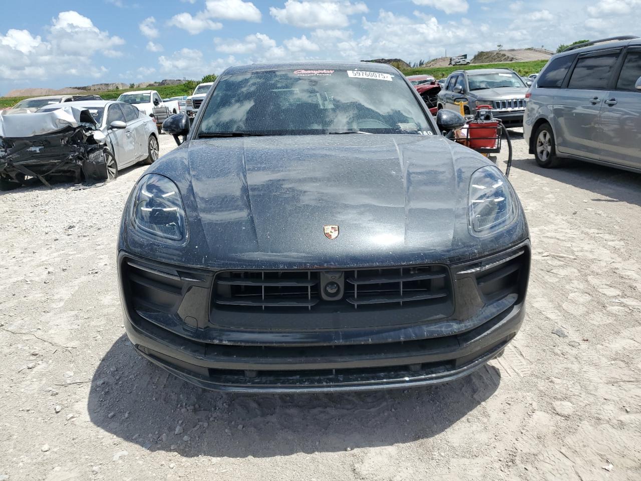 2025 Porsche Macan Base - Image 5