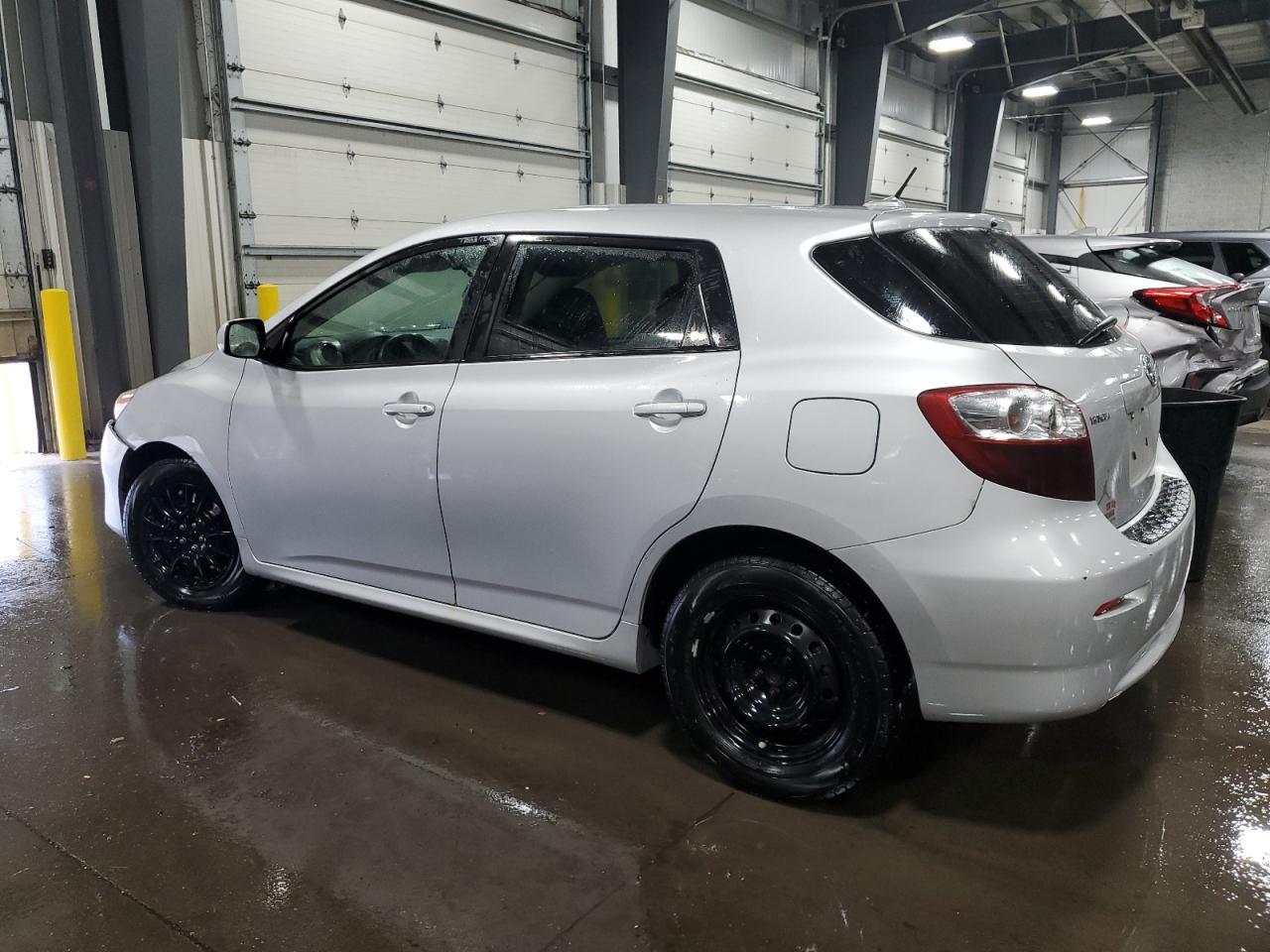 2010 Toyota Corolla Matrix - Фото 2