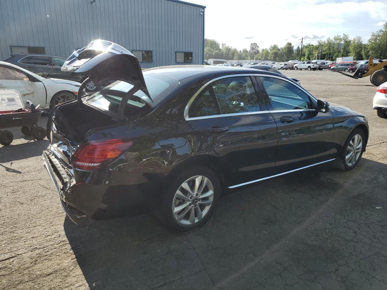 2019 Mercedes-Benz C 300 4Matic - Image 3