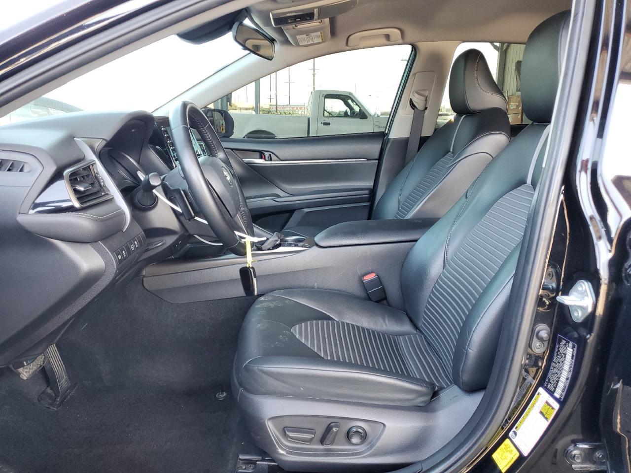 2021 Toyota Camry Se - Фото 7