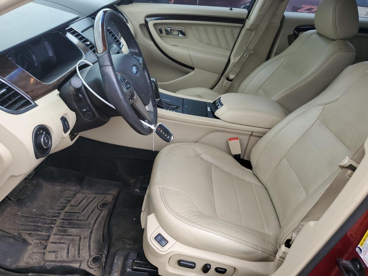 2015 Ford Taurus Limited - Image 7