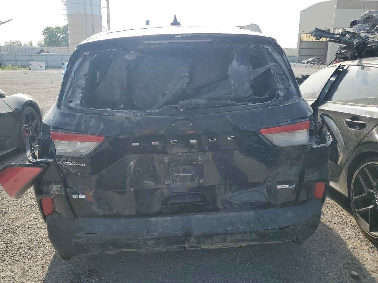 2020 Ford Escape Se - Фото 6