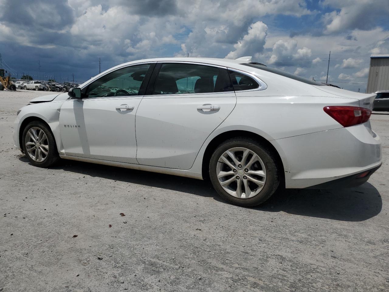 2016 Chevrolet Malibu Lt - Фото 2