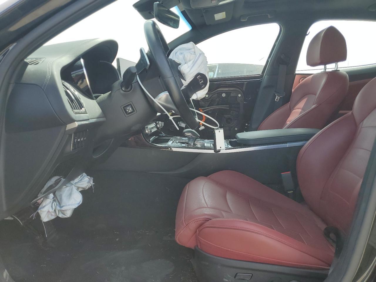 2023 Kia Stinger Gt2 - Фото 7