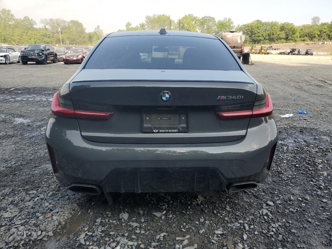 2024 BMW M340Xi - Фото 6