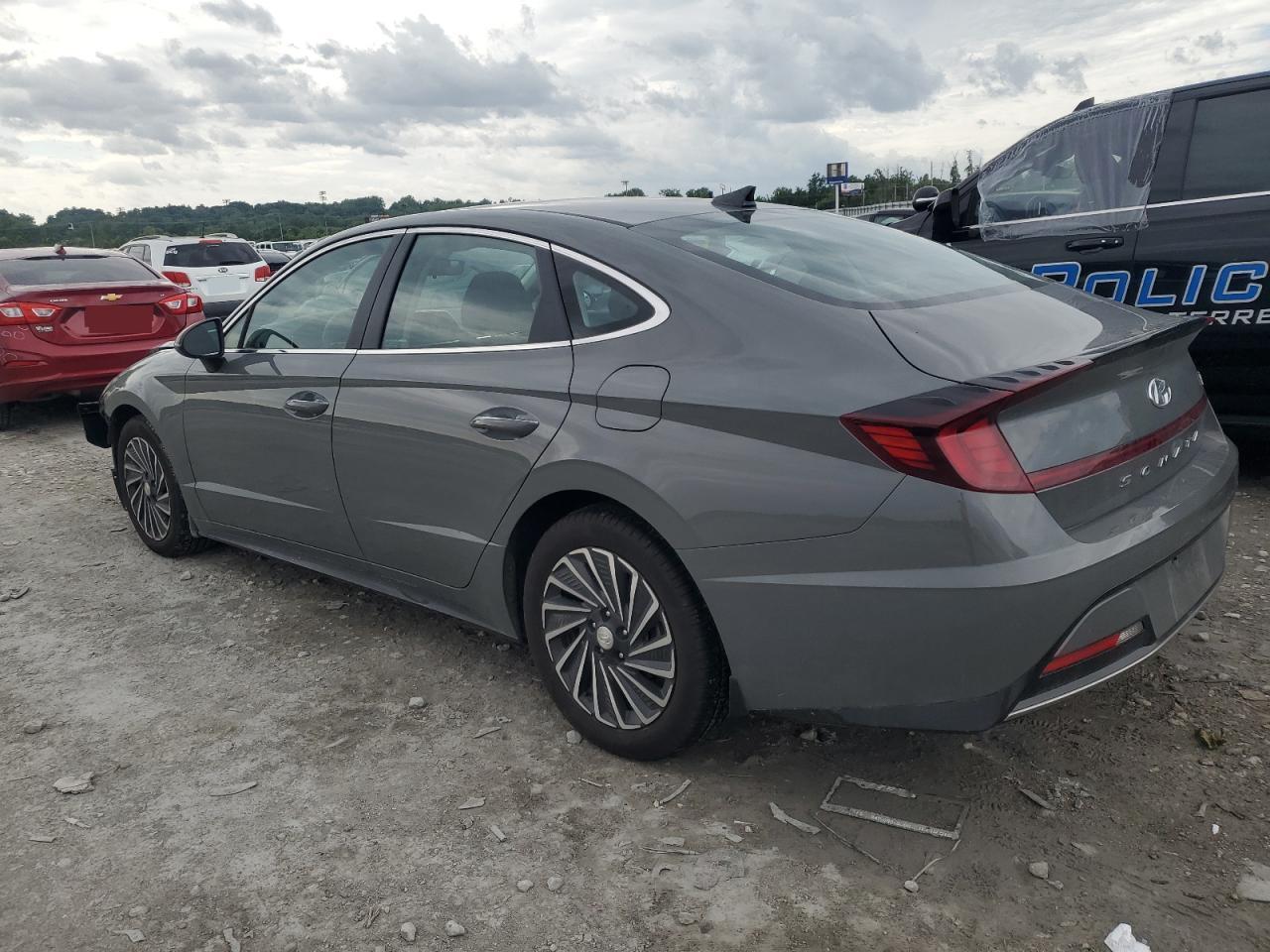 2023 Hyundai Sonata Hybrid - Фото 2