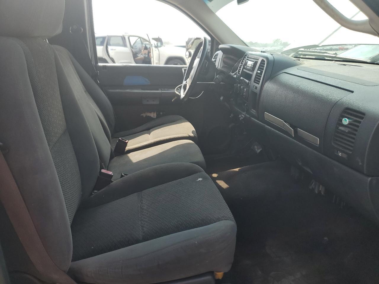 2007 Chevrolet Silverado K1500 - Image 7