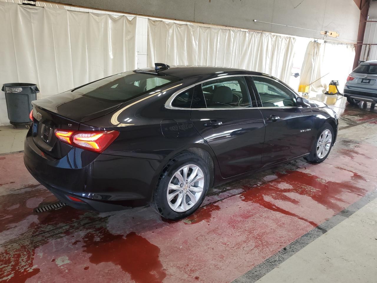 2022 Chevrolet Malibu Lt - Фото 3