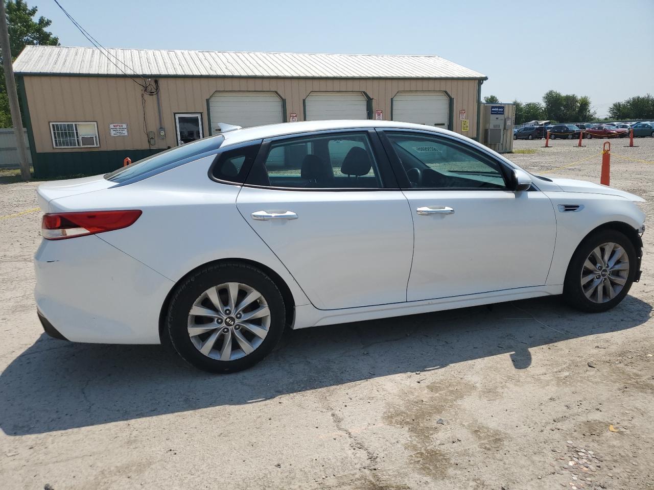 2016 Kia Optima Lx - Фото 3