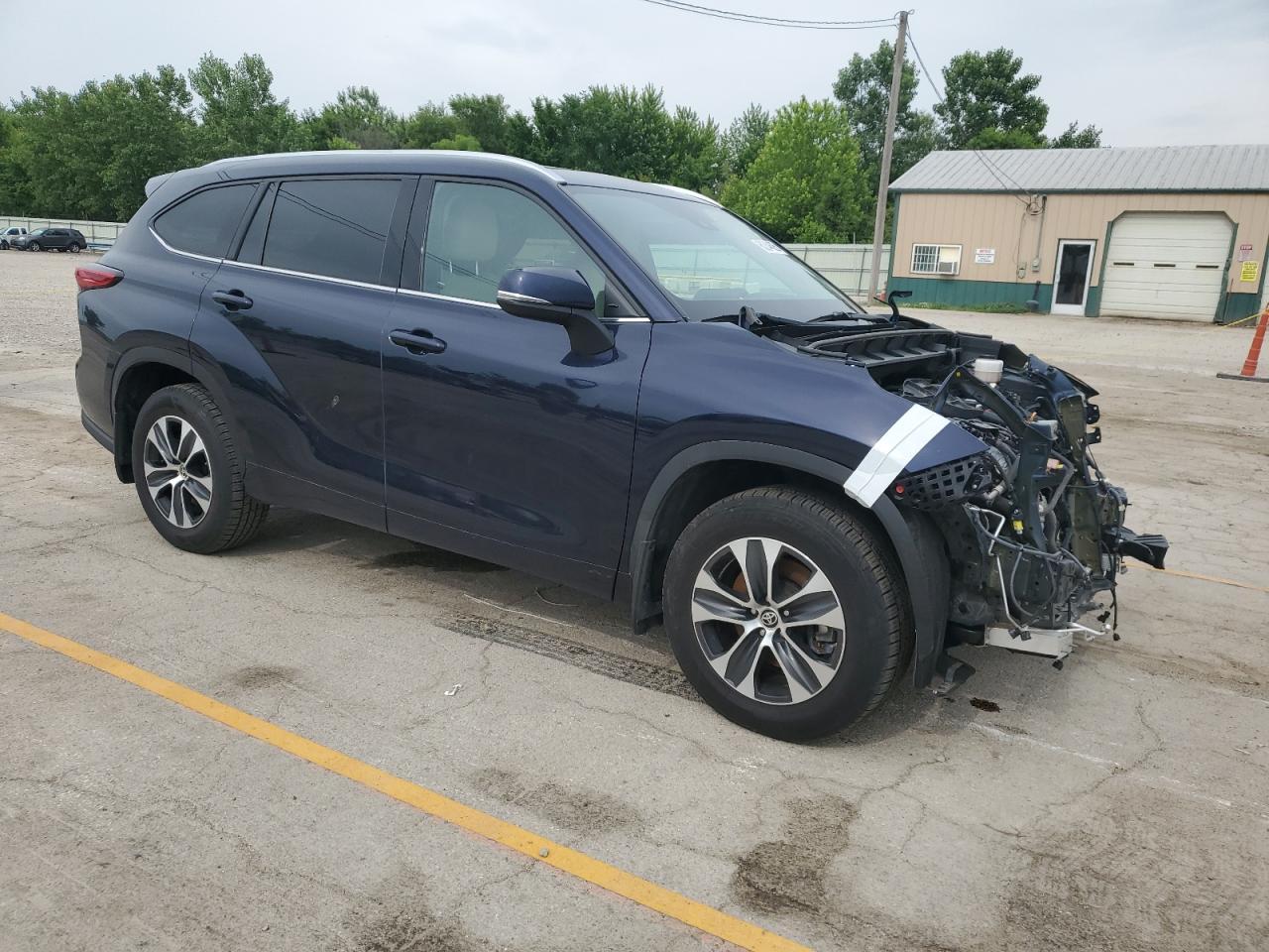 2021 Toyota Highlander Xle - Фото 4
