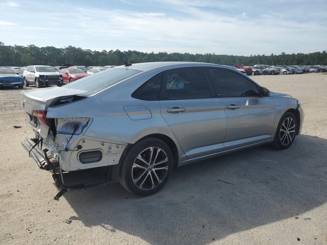 2023 Volkswagen Jetta Sport - Фото 3