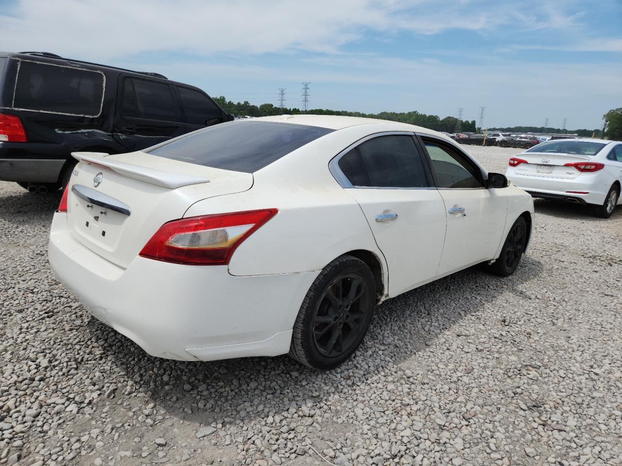 2010 Nissan Maxima S - Фото 3